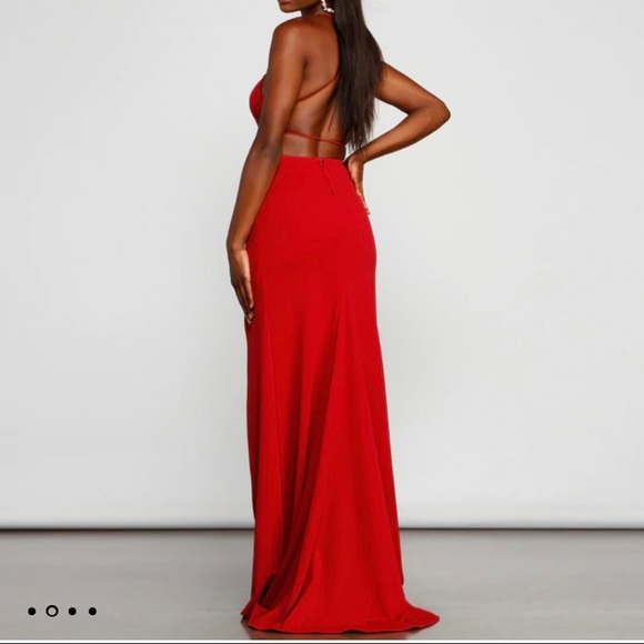 Brand new red, strappy cut-out gown in XS from Windsor - Picture 3 of 5